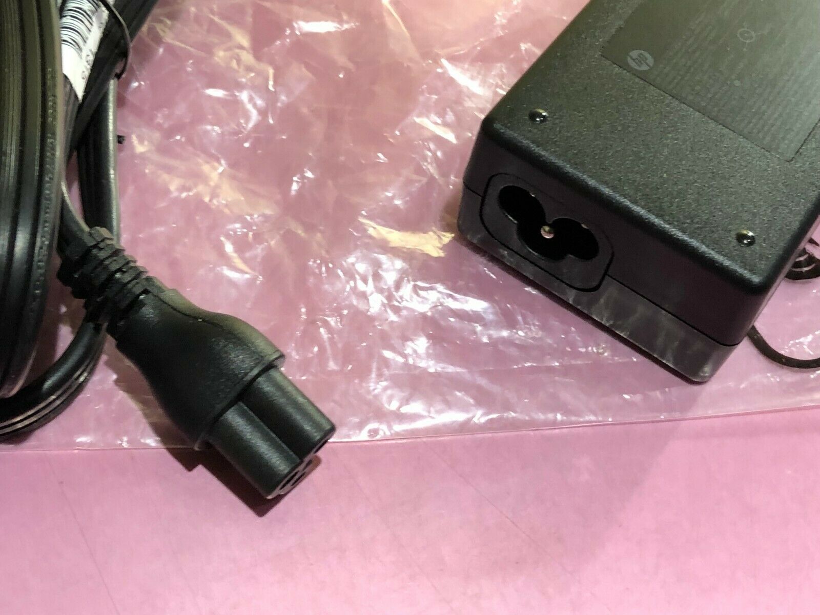 Genuine Hewlett Packard 710413-001 power supply - 90 Watt