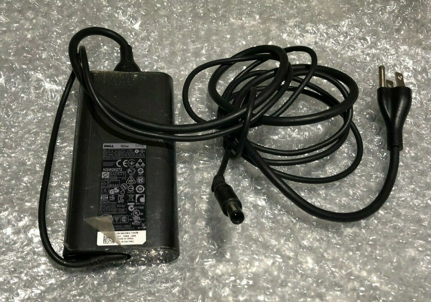 Genuine Dell Slim 90W laptop AC Adapter Charger DA90PM130/0JCF3V
