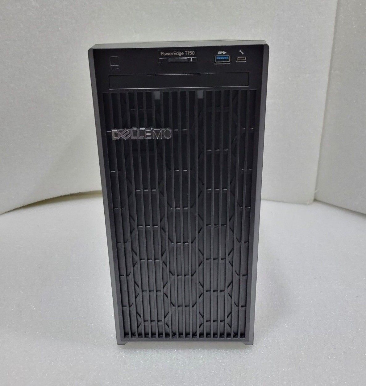 T150 Rear Poweredge Dell PowerEdge T150 Tower Server Gold G6405T 24GB 2x480GB SSD WinSer20